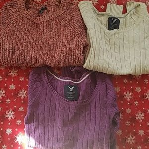 !SOLD! 3 American Eagle sweaters